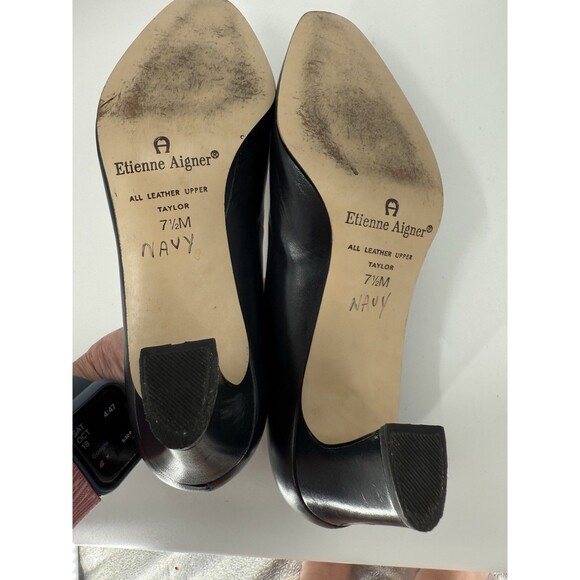 Etienne Aigner Classic Taylor Navy Blue Leather Pumps Women's Size 7.5 M Spain - Picture 11 of 12